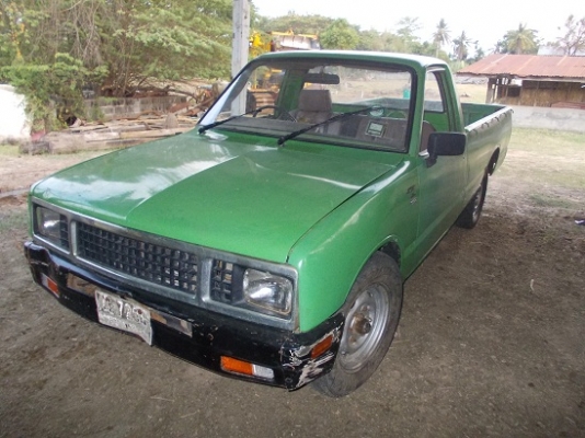 ขายรถกระบะ IZUSU KB 2000 CC สภาพดี 5 เกียร์ เล่ม+ชุดโอน