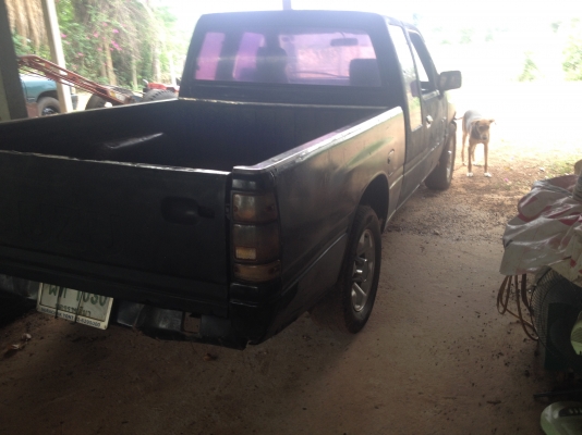 ขายรถกระบะ  isuzu    2.5    ปี  32  สภาพพร้อมใช้  สีต้องเก็บ