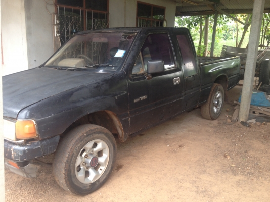 ขายรถกระบะ  isuzu    2.5    ปี  32  สภาพพร้อมใช้  สีต้องเก็บ