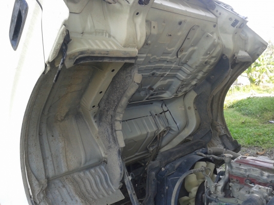 ขายครับรถห้างแท้ปี52รถ6ล้อHINO MNKUJ12HXเครื่อง136แรงโบร์อินเตอร์กระบะดั้มยาว4เมตรกว้า2.10เมตรพร้อมใช้