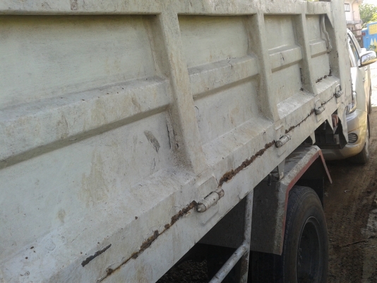 ขายครับรถห้างแท้ปี52รถ6ล้อHINO MNKUJ12HXเครื่อง136แรงโบร์อินเตอร์กระบะดั้มยาว4เมตรกว้า2.10เมตรพร้อมใช้