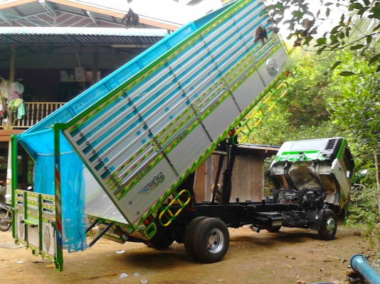 ขายMEGA 500  FC9JJKA 150 แรง ยาว 5.50 ม. ปี 54