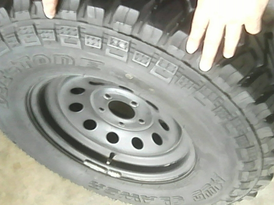 ล้อกะทะผ่า ขอบ15 5รู114 พร้อมยาง