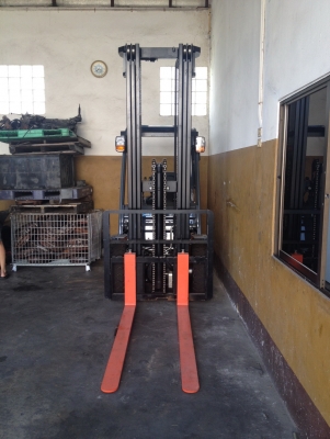 รถฟอร์คลิฟท์ 8FD30 สภาพดีของใหม่