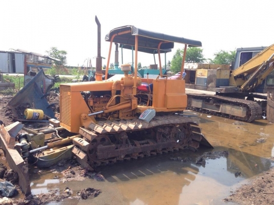 ขายD2-5 สภาพสวย พร้อมใช้งาน เครื่องดี ช่วงล่างดี ใบแทร็กเต็ม ราคาต่อรองได้