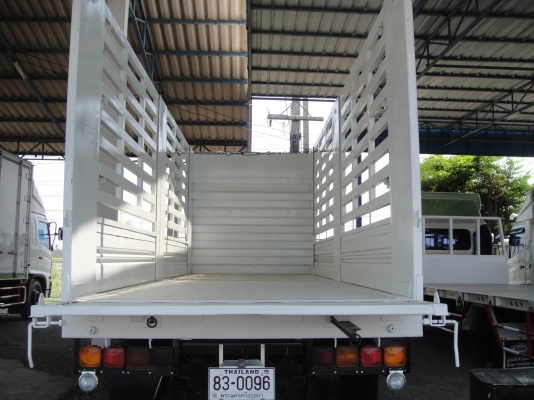 ISUZE เครื่องยนต์ 200 แรง กะบะพร้อมคอกยาว 7.20 เมตร รถสวย พร้อมใช้งาน