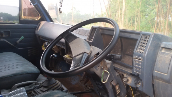 ขายหกล้อดั้มพ์ ISUZU-NPR59LU-115HP แอร์ เพาเวอร์ เอฟหลัง สภาพพร้อมใช้ ขายหกล้อดั้มพ์ ISUZU-NPR59LU-115HP แอร์ เพาเวอร์ เอฟหลัง สภาพพร้อมใช้