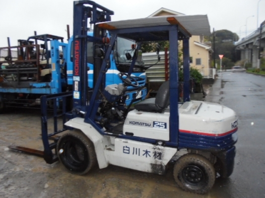 ขายฟอร์คลิฟต์ KOMUTSU FD25-11, ดีเซล, ล้อหน้าคู่, เสายกสูง 4 เมตร, ฮิ้งฟอร์ค งาปรับเท,หงายได้ , ( SPECS JAPAN ) สภาพพร้อมใช้งาน ++ เดิมแท้จากญี่ปุ่น ขายฟอร์คลิฟต์ KOMUTSU FD25-11, ดีเซล, ล้อหน้าคู่, เสายกสูง 4 เมตร, ฮิ้งฟอร์ค งาปรับเท,หงายได้ , ( SPECS JAPAN ) สภาพพร้อมใช้งาน ++ เดิมแท้จากญี่ปุ่น