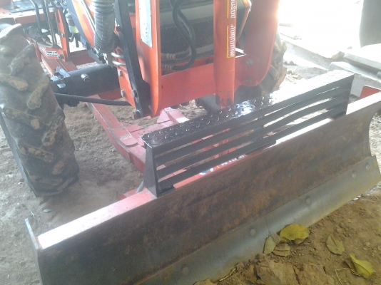 ขายตามสภาพรถไถคูโบต้า34แรงเครื่องดีสวยมีโรต้ารีด้วยใช้งานได้เลยมีพานหลังมีดันหน้า