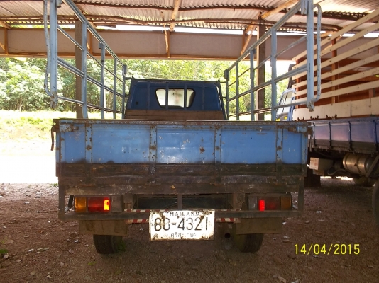 ขาย100000 บาท รถ4ล้อกลาง เอกสารพร้อมโอน ขาย100000 บาท รถ4ล้อกลาง เอกสารพร้อมโอน