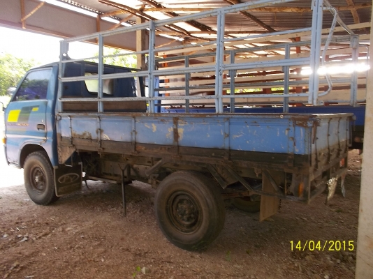 ขาย100000 บาท รถ4ล้อกลาง เอกสารพร้อมโอน ขาย100000 บาท รถ4ล้อกลาง เอกสารพร้อมโอน