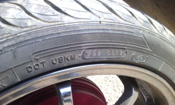 ขายหรือแลกแม็กซ์พร้อมยางce28N265/50-22