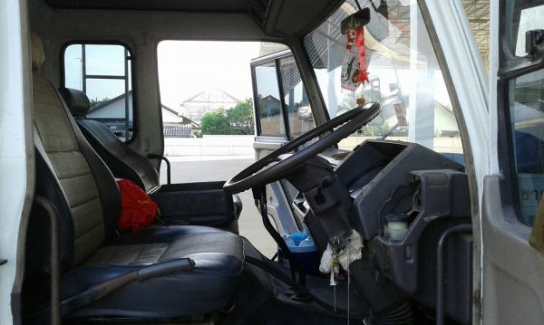 10ล้อ หัวลาก 190 แรง ปี2548 0862405885 10ล้อ หัวลาก 190 แรง ปี2548 0862405885