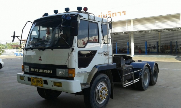 10ล้อ หัวลาก 190 แรง ปี2548 0862405885 10ล้อ หัวลาก 190 แรง ปี2548 0862405885