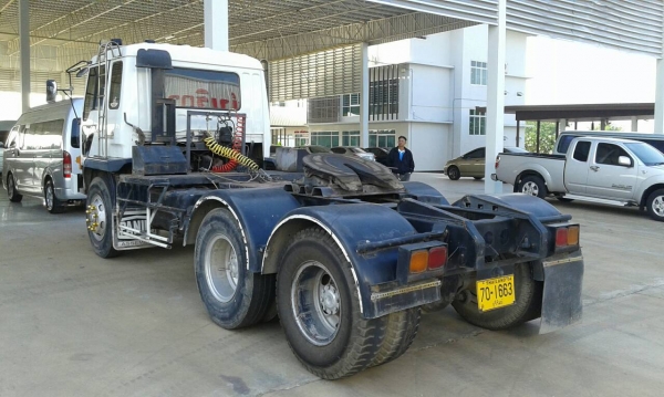 10ล้อ หัวลาก 190 แรง ปี2548 0862405885 10ล้อ หัวลาก 190 แรง ปี2548 0862405885