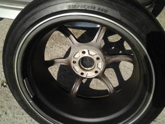 แม็กขอบ 18