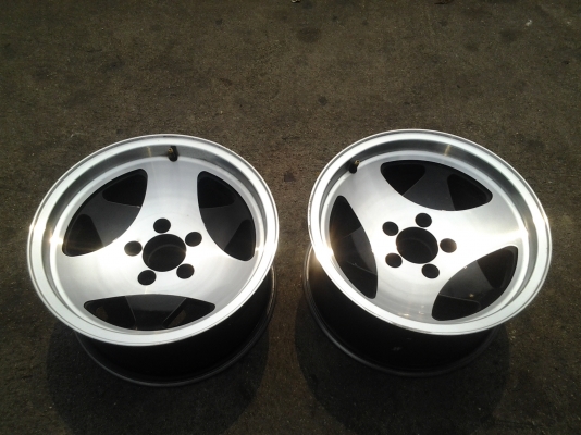 แม็ก 15 5รู114 กว้าง 8 นิ้ว