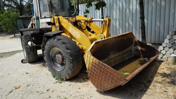 รถตักมือสอง,LIEBHERR L522 รถตักเอวอ่อนมี 3 คัน ขายยกชุด