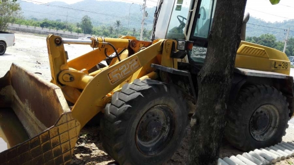 รถตักมือสอง,LIEBHERR L522 รถตักเอวอ่อนมี 3 คัน ขายยกชุด รถตักมือสอง,LIEBHERR L522 รถตักเอวอ่อนมี 3 คัน ขายยกชุด