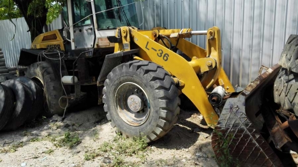 รถตักมือสอง,LIEBHERR L522 รถตักเอวอ่อนมี 3 คัน ขายยกชุด รถตักมือสอง,LIEBHERR L522 รถตักเอวอ่อนมี 3 คัน ขายยกชุด