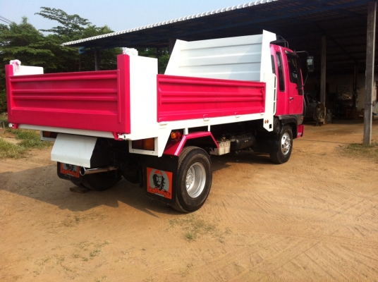 ดัมพ์ สนใจหกล้อ ต่อใหม่สอบถามใด้ครับ