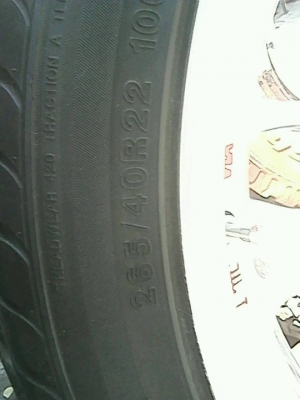 ล้อแม็ก 22 " พร้อมยางปลายปี13