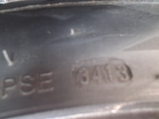 ล้อแม็ก 22 " พร้อมยางปลายปี13