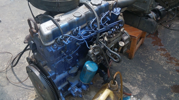 ขายเครื่องยนต์ดีเซลนิสสัน SD22 6850 บาท