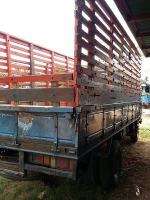 หกล้อ อีซูชุ 115แรง เกียร์สั้น สภาพดีเดิมสวยพร้อมใช้งาน ทะเบียนพร้อมโอน