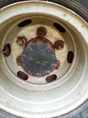 หกล้อ อีซูชุ 115แรง เกียร์สั้น สภาพดีเดิมสวยพร้อมใช้งาน ทะเบียนพร้อมโอน