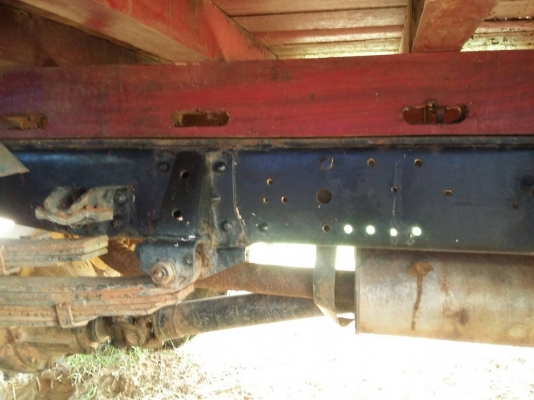 หกล้อ อีซูชุ 115แรง เกียร์สั้น สภาพดีเดิมสวยพร้อมใช้งาน ทะเบียนพร้อมโอน