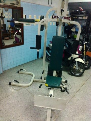 ชุุุดเครื่อง Home Yim ยี่ห้อ Omega หนึ่งชุดมีสองชิ้น สภาพสวย ไม่ผุ ใช้งานได้ปกติ