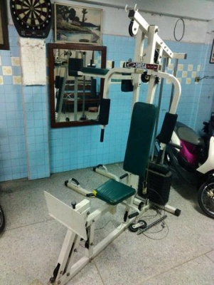 ชุุุดเครื่อง Home Yim ยี่ห้อ Omega หนึ่งชุดมีสองชิ้น สภาพสวย ไม่ผุ ใช้งานได้ปกติ