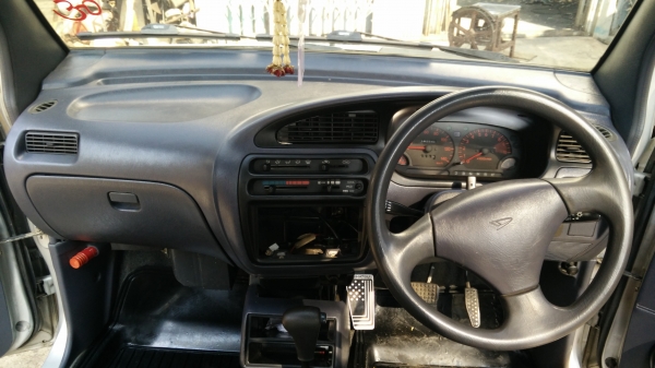 ขายด่วน! Daihatsu Move