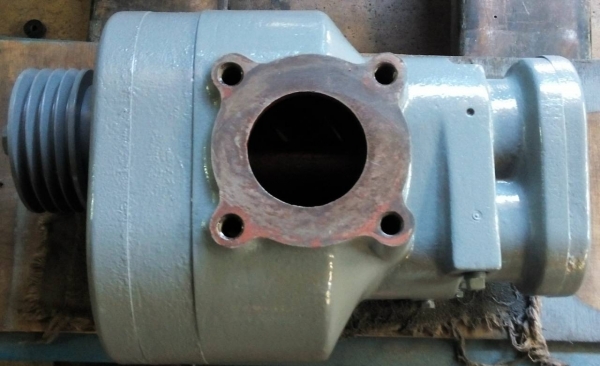 ขาย สกรู   ใช้สำหรับปั๊มลม FU SHENG 30 HP