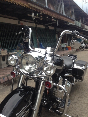 ธารนนทบุรี//ขาย harley-davidson Road King Standard 100 ปี ปี2003 สภาพนางฟ้า ราคา 570,000 บาท อินวอยท์+สรรพสารมิตรแท้