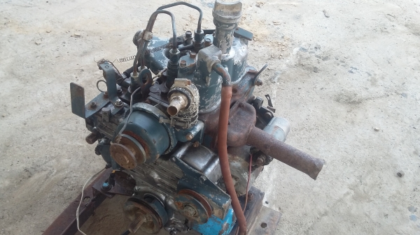 ขายเครื่องคูโบต้า2สูบ สภาพสมบูรณ์ พร้อมหม้อน้ำครบครับ