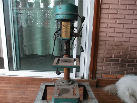 สว่านแท่นใช้งานได้ปกติ (หัวจับดอกสว่านเสีย) 1000