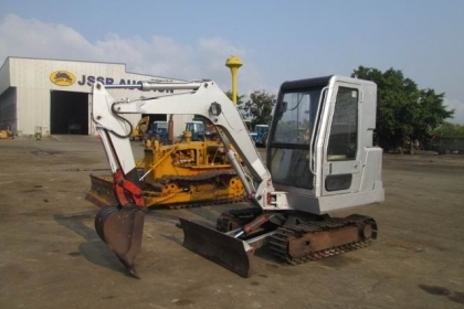 รถขุด IHI รุ่น IS28 เครื่องยนต์ 3 สูบ 3Ke1-122889 รถสวย พร้อมใช้งาน รถขุด IHI รุ่น IS28 เครื่องยนต์ 3 สูบ 3Ke1-122889 รถสวย พร้อมใช้งาน