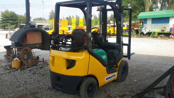 โฟล์คลิฟท์ รุ่น 18 ยี่ห้อ KOMATSU 1.5 ตัน 2 ระบบ เบนซิน + แก๊ส โฟล์คลิฟท์ รุ่น 18 ยี่ห้อ KOMATSU 1.5 ตัน 2 ระบบ เบนซิน + แก๊ส