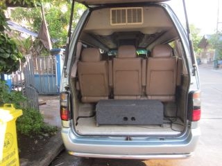 รถตู้ รถตู้