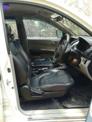 Mitsubishi Triton Plus 4ประตู ปี12 Mitsubishi Triton Plus 4ประตู ปี12