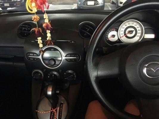 Mazda 2 5ประตู  ปี11