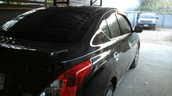 Nissan Almera ปี14  ออโต้