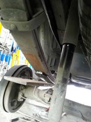 รับแก้ปัญหาช่วงล่าง รถกระบะ Vigo ยก 2 นิ้ว รับแก้ปัญหาช่วงล่าง รถกระบะ Vigo ยก 2 นิ้ว