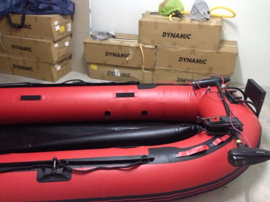 ขายเรือเรือยาง320ใหม่แกะกล่อง พร้อมมอเตอร์ไกด์และแบตเตอรี่100แอมป์