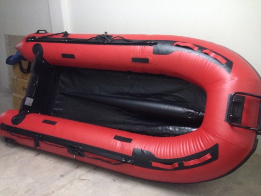 ขายเรือเรือยาง320ใหม่แกะกล่อง พร้อมมอเตอร์ไกด์และแบตเตอรี่100แอมป์