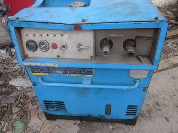 ขาย เครื่องปั้มลม แบบแอร์สกรู denyo: 90 pds มือสองญี่ปุ่นแท้ พร้อมใช้งานครับ ขาย เครื่องปั้มลม แบบแอร์สกรู denyo: 90 pds มือสองญี่ปุ่นแท้ พร้อมใช้งานครับ