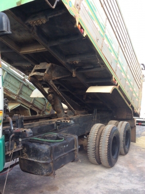 ฝากขาย .MITSUBISHI 10ล้อ ไอหลง 2เพลาดั๊ม เครื่อง 6D16 (220 แรง)โบอินเตอร์ เกียร์ฟูลเลอร์ พร้อมระบบลาก(ขาดลำโพง) ยางดี 8เส้น เครื่องดี ครัทซีสวย ขาย 820,000 บาท