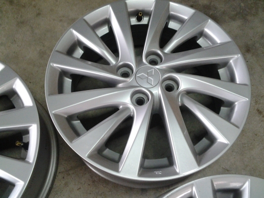 ล้อแม็ก มิตซู แอจทราจ ขอบ15 ป้ายแดง